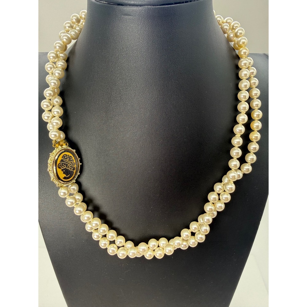 Vintage Double Strand Faux Knotted Pearl Necklace Gold Tone Black Cameo Clasp - Picture 5 of 8